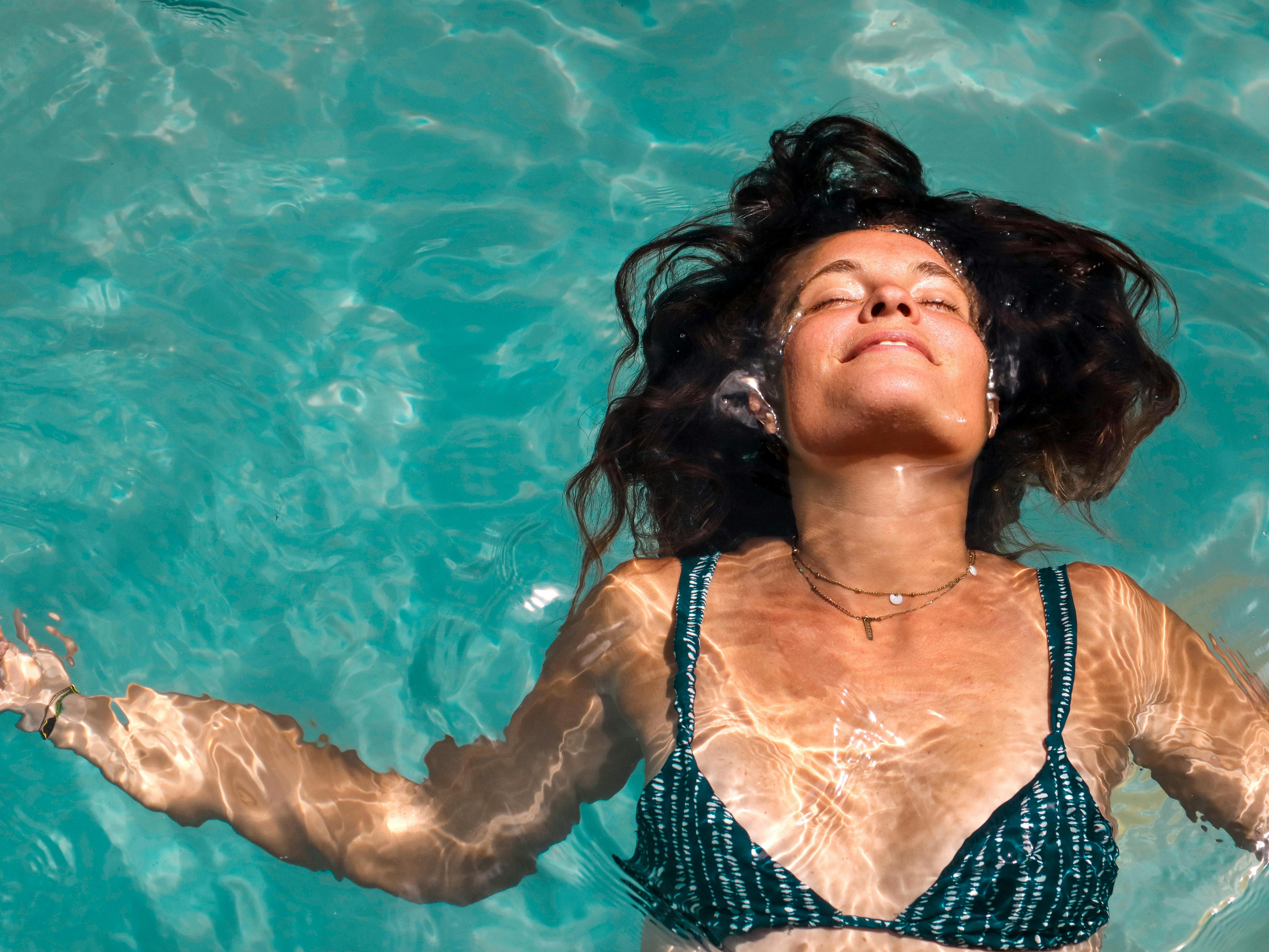 草莓甜品完整视频缩略图3